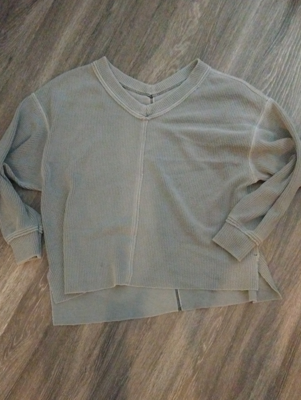 AERIE- Grey Ribbed Sweatshirt Size M